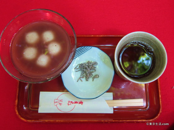 甘味カフェの冷しるこセット