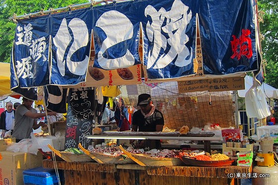 三社祭りの屋台　たこ焼き