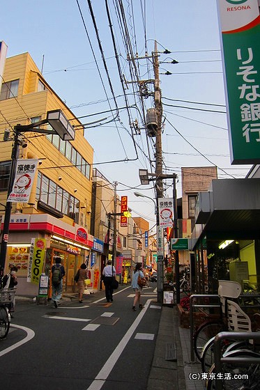 地元型のお店が多い