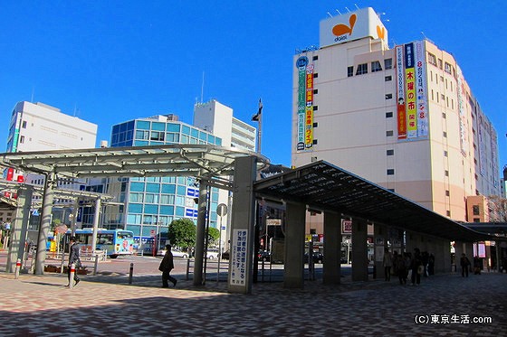 清潔な雰囲気の市川駅ロータリー