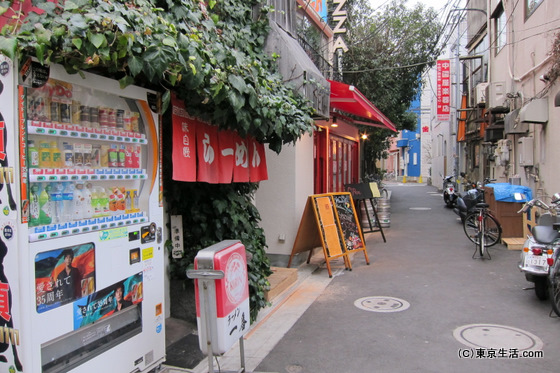 飲食店多し