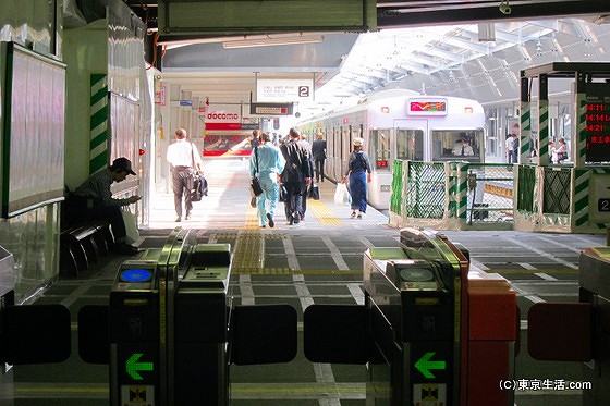 吉祥寺駅の井の頭線