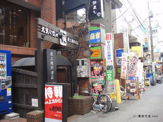 飲食店が多い