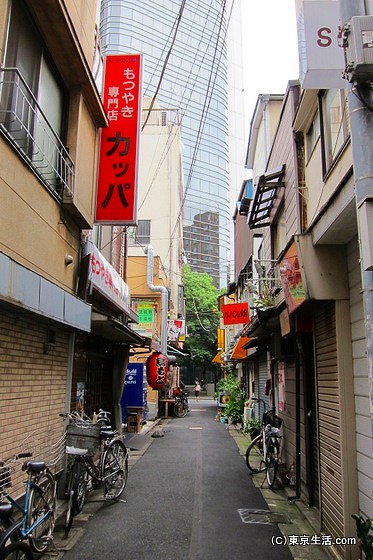 飲食店が密集している