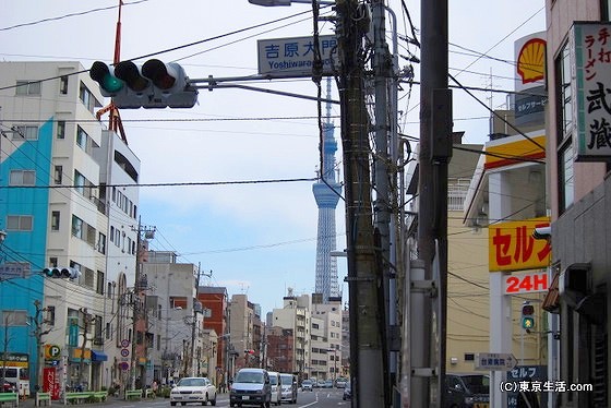 吉原大門の交差点