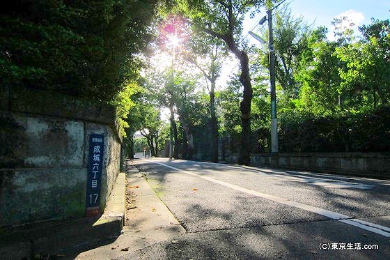 高級住宅街である成城