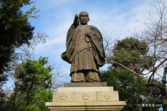 下総中山にある日蓮宗の荒行道場と猫の画像