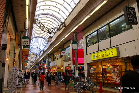 新小岩の商店街のアーケード