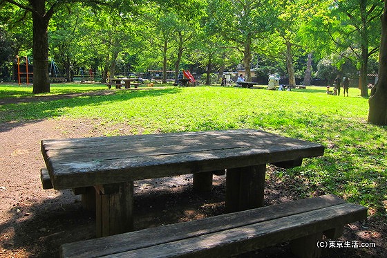 日比谷公園のベンチ