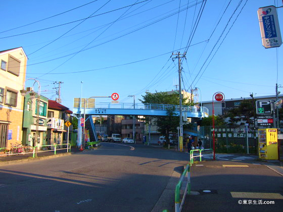 坂をのぼって桜ヶ丘へ