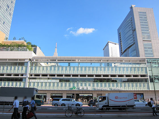 新宿駅甲州街道口