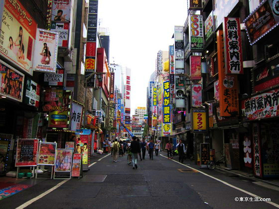 歌舞伎町の路地